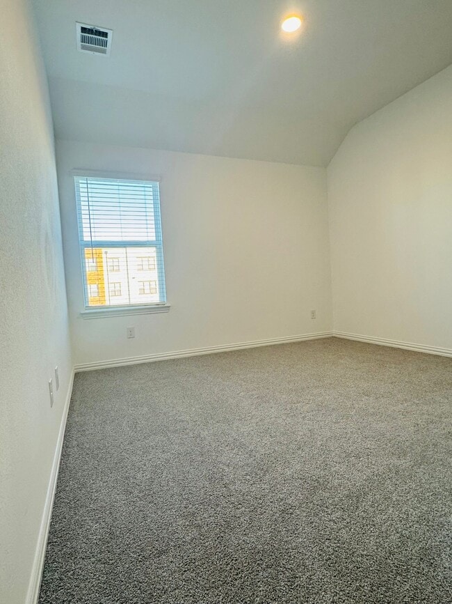 Photo - 3758 Pierce Ln