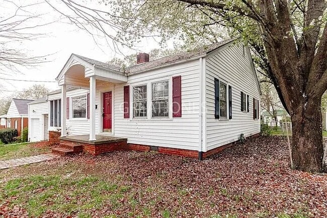 Photo - 408 Spring St