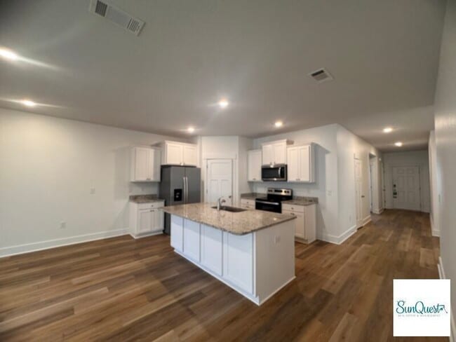 Photo - 6419 Forest Bay Ave