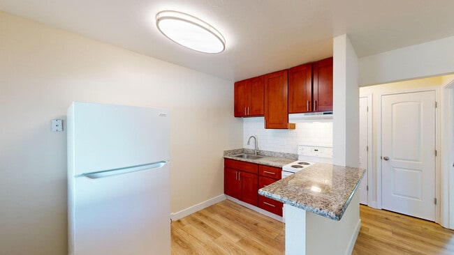 Building Photo - 15495 Marty Dr Unit 95