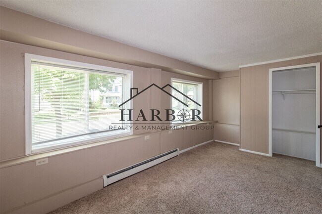 Photo - Spacious 2-Bedroom Living in the Heart of Rochester