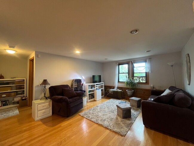 Photo - 1098 Lexington Pkwy N Unit 3