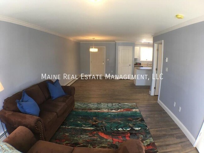 Photo - 60 Basketball Ct