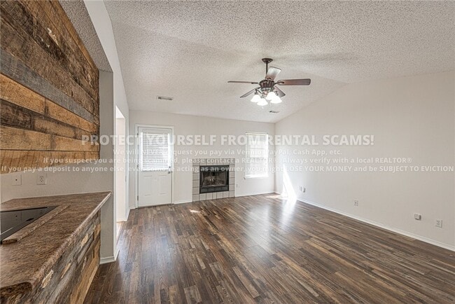 Photo - 3161 W Oakfield St