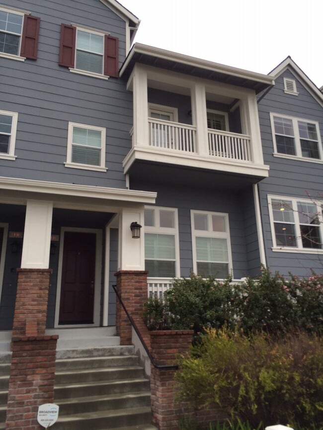 Photo - 2110 Northshore Dr