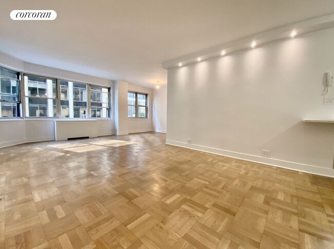 Photo - 77 W 55th St Condo