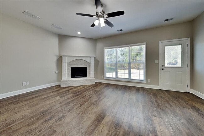 Photo - 755 Willowwind Dr