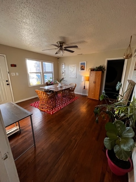 Photo - 3210 33rd St