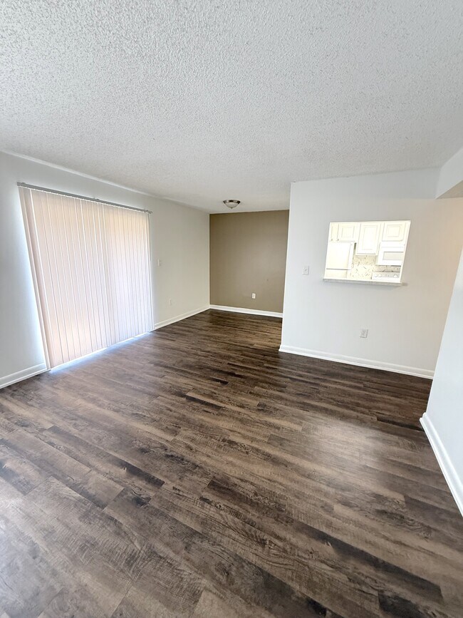 Photo - 2539 N Alafaya Trail