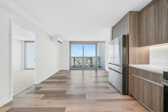 Building Photo - 1500 Rycroft St Unit 4103