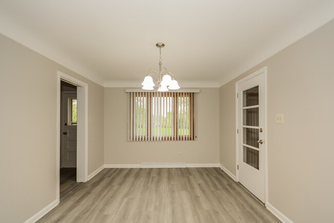 Photo - 610 Marview Terrace