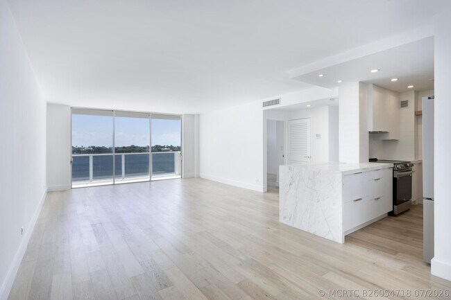 Building Photo - 2800 N Flagler Dr Unit 709