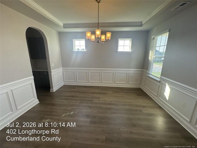 Photo - 402 Longthorpe Rd