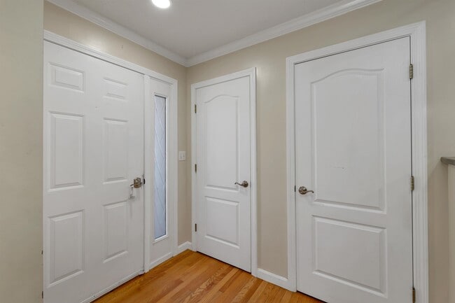 Photo - 32 Suffolk Ct Unit 173