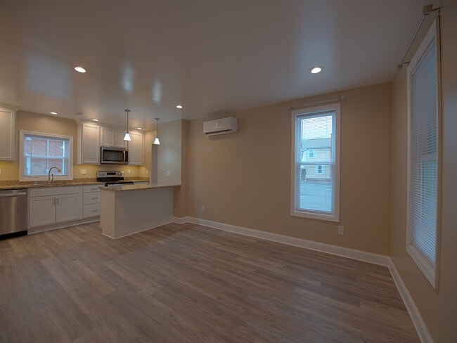Photo - 43 E Bald Eagle St