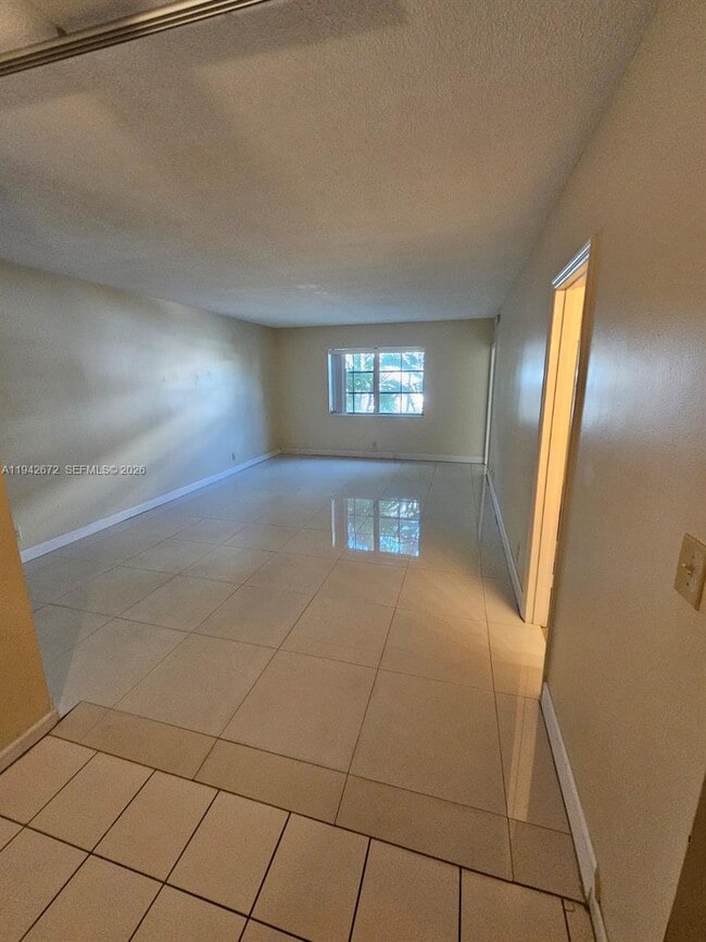 Photo - 2424 SE 17th St Unit 210B