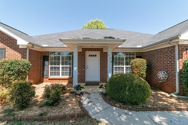 Photo - 114 Clover Ridge Dr