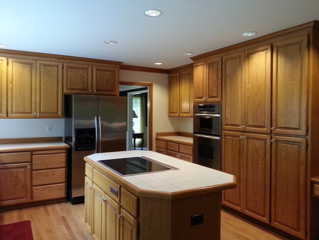 Photo - Beautiful Home in Bellevue Lakemont Area