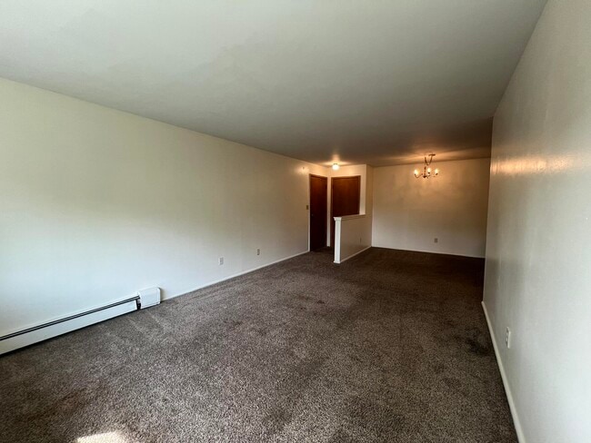 Photo - 1321 W Main St