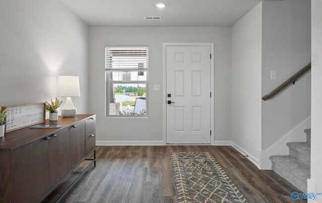Photo - 27982 Chalmers Cir