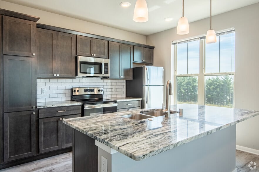 1BR, 1BA