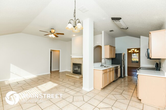 Photo - 822 Langford Dr