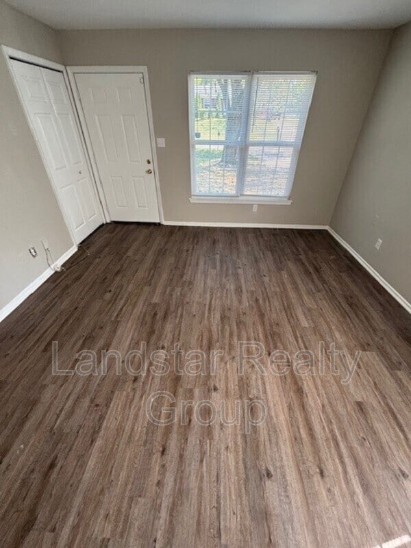 Photo - 7728 Rochelle Rd