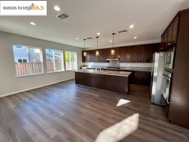 Photo - 761 Stickney Way