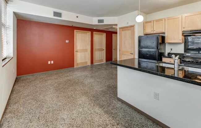 Photo - The Historic Minnesota Building