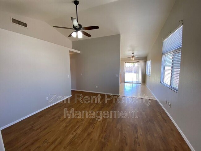 Photo - 30351 Maple Chase Dr