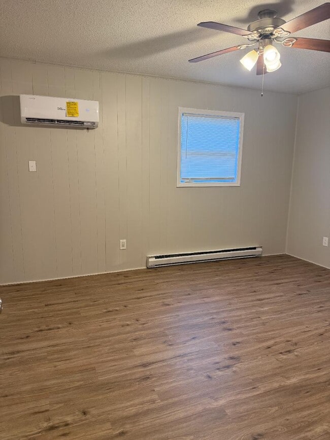 Photo - 3981 Bradford Ct