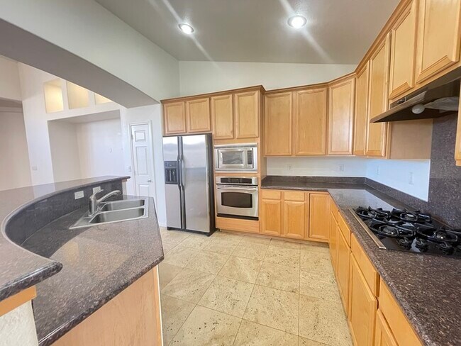 Photo - Carry Over Showing: This property has been...