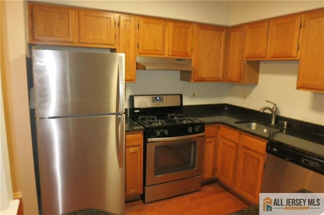 Photo - 1123 Waterford Dr