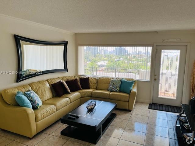 Building Photo - 401 Golden Isles Dr Unit 809 Rental