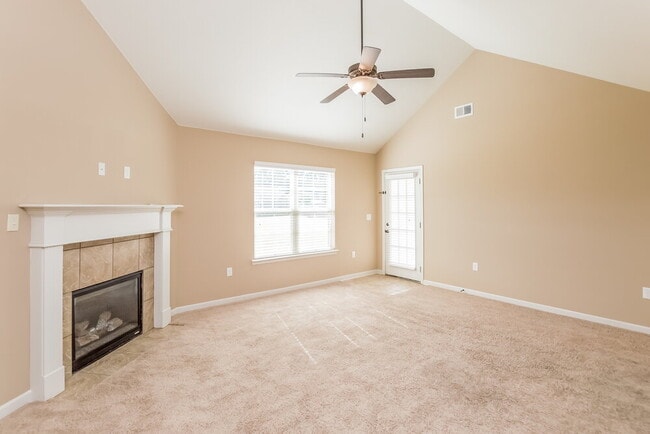 Photo - 2729 Miner Cove