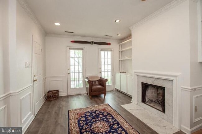 Photo - 4615 MacArthur Blvd NW