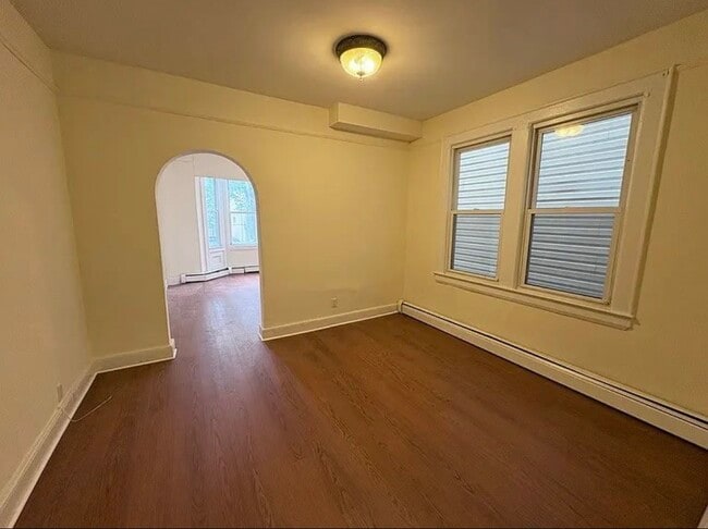 23 1/2 Merchant St Unit 1