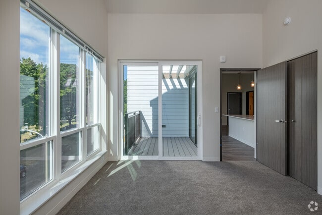 2 BR, 2 BA - 1285 SF