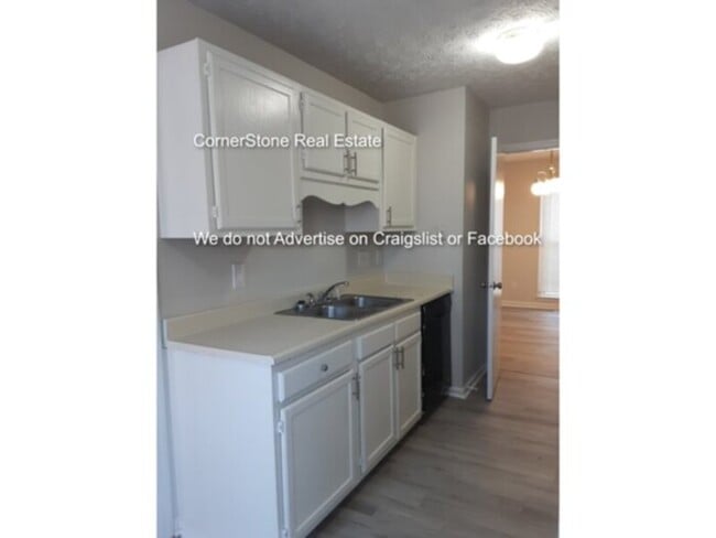 Photo - 6701 Pin Oak Ln