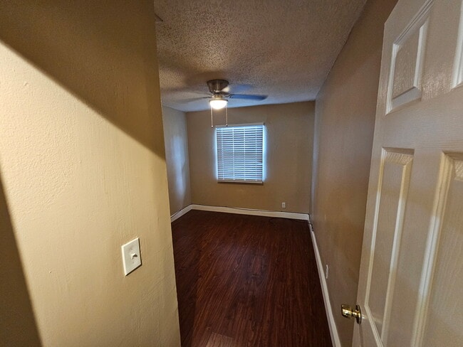 Building Photo - 641 SW 83rd Ave Rental