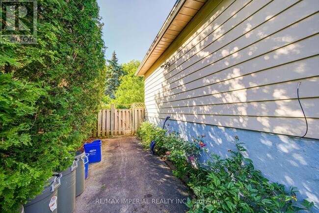 Photo - 22 Miller Rd