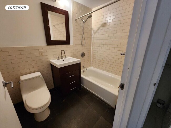 Photo - 327 E 101st St