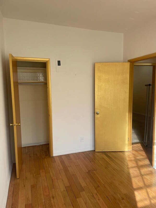 Photo - 1861 Flatbush Ave