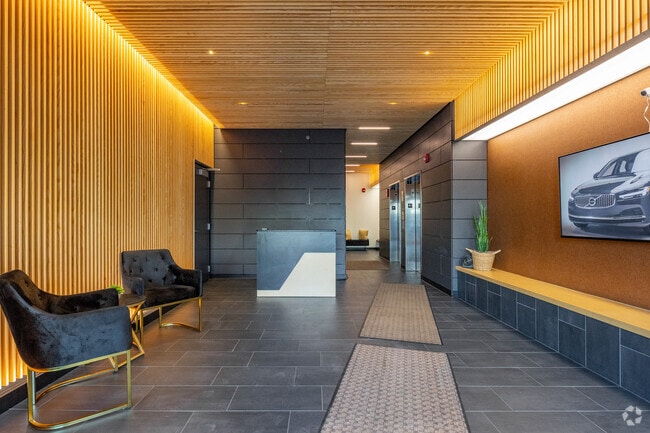 Lobby y ascensores