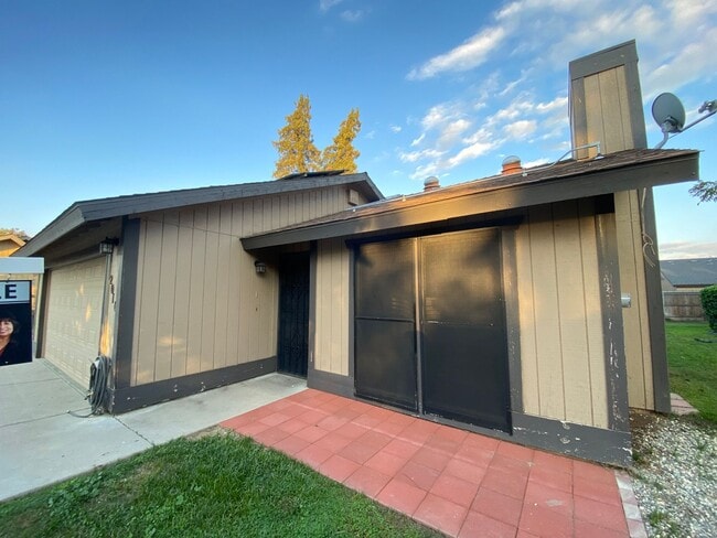 Photo - Cozy Home for rent in Visalia