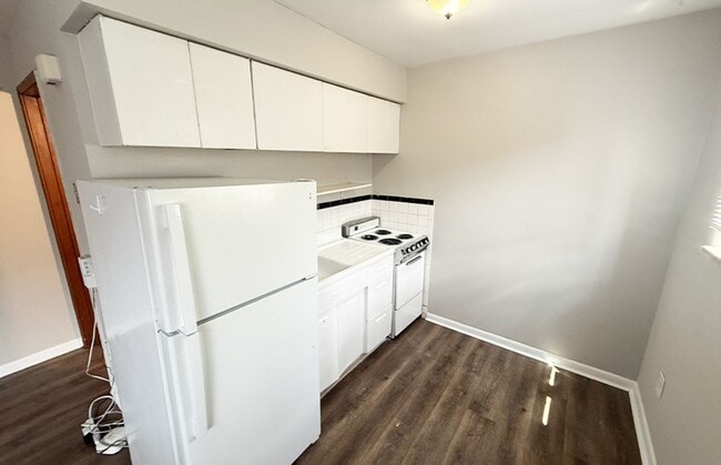 Building Photo - 362 Probasco St Unit 362-I