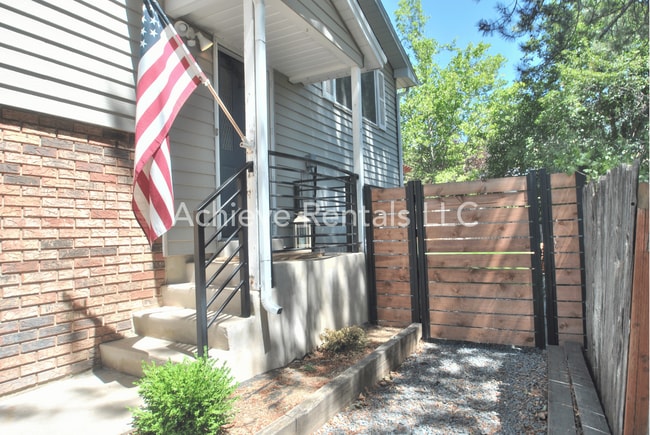 Photo - 106 River Heights Blvd