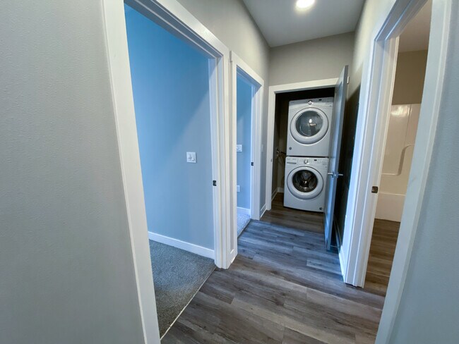 2410 Chamberlain #303 | Hallway