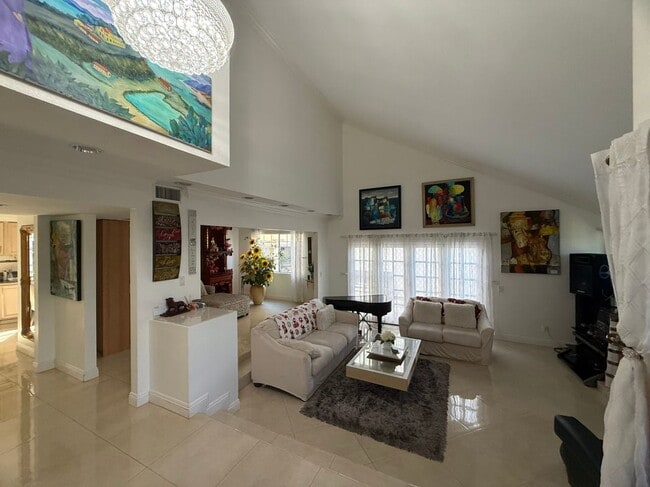 Photo - 10302 Parkview Ave