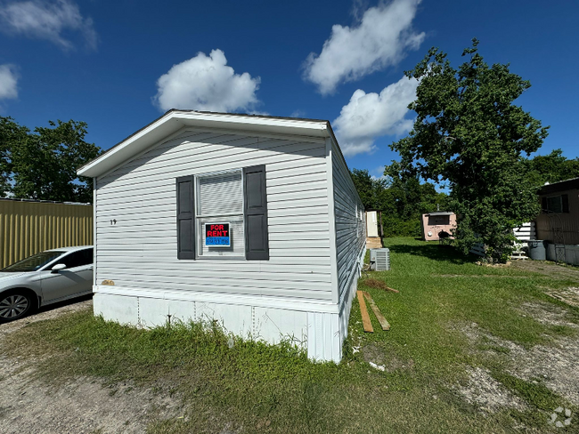 Building Photo - 4200 W Cedar Bayou Lynchburg Rd Rental